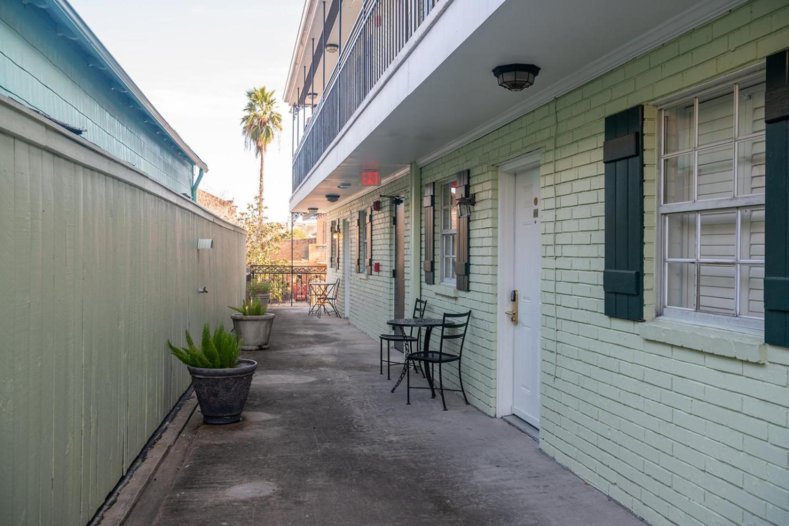 French Quarter Suites Hotel La Nouvelle-Orléans Extérieur photo