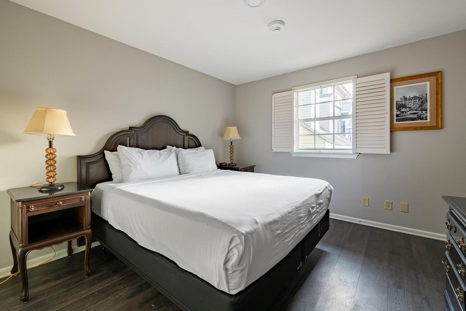 French Quarter Suites Hotel La Nouvelle-Orléans Extérieur photo