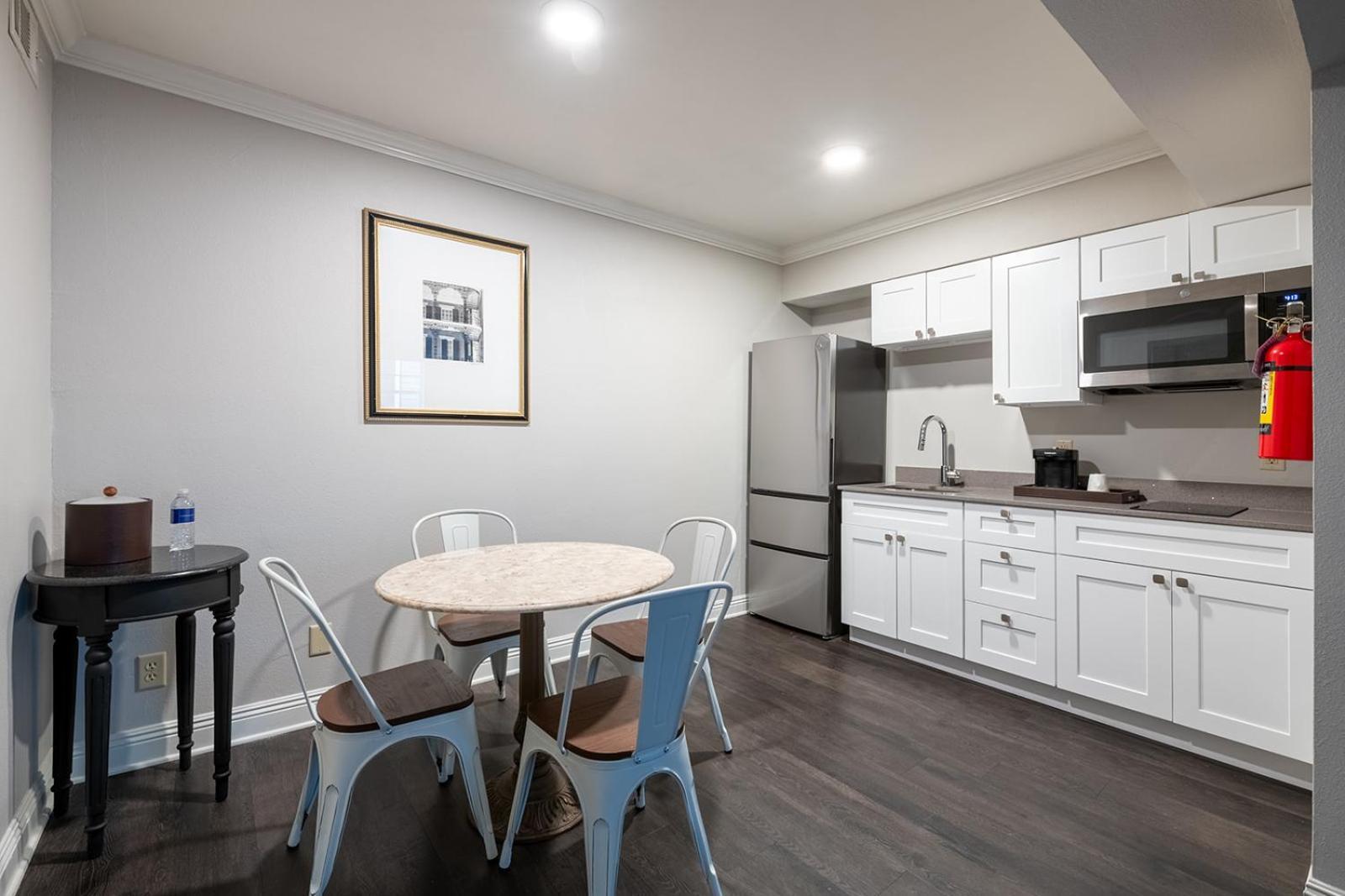 French Quarter Suites Hotel La Nouvelle-Orléans Extérieur photo