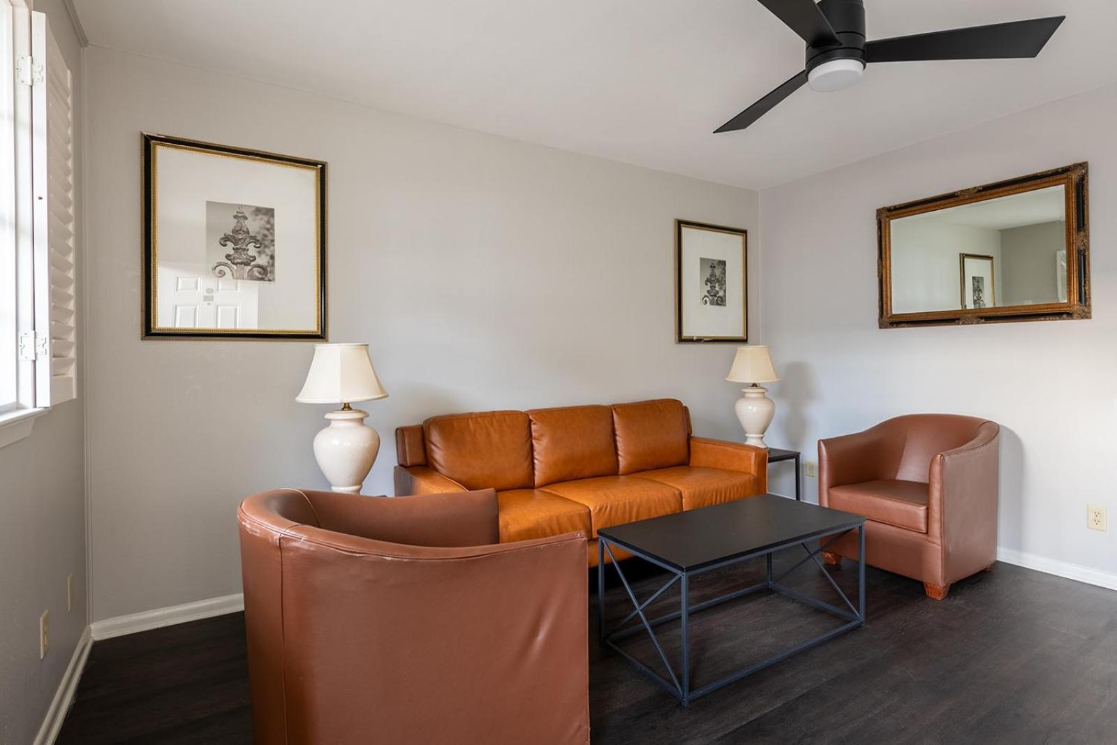 French Quarter Suites Hotel La Nouvelle-Orléans Extérieur photo