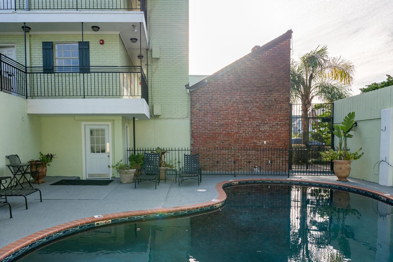 French Quarter Suites Hotel La Nouvelle-Orléans Extérieur photo