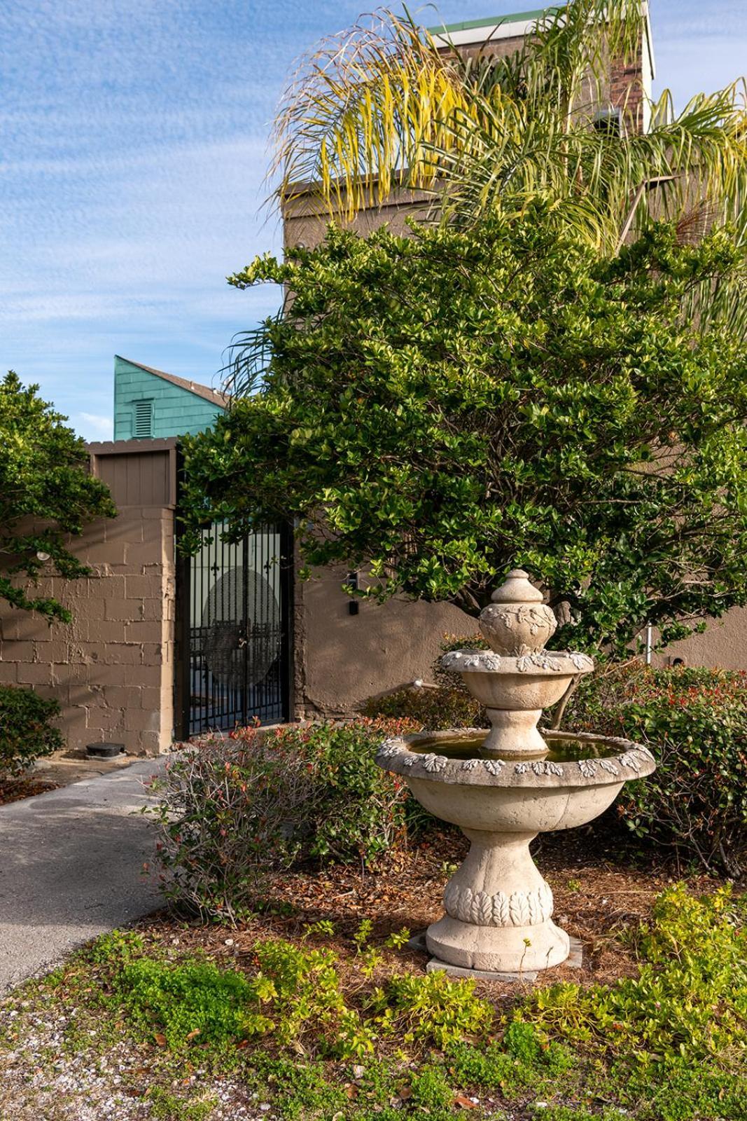 French Quarter Suites Hotel La Nouvelle-Orléans Extérieur photo